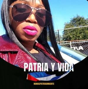 Meet your Posher, Maydolis